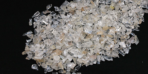 浄化用アイスクリスタル水晶さざれチップ（浄化チップ）の散らばしたイメージ画像